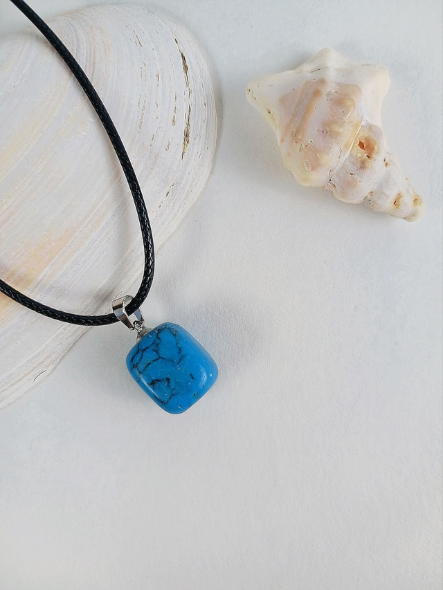 Collection Kubix : Howlite bleue teintée + collier - pièce 16 -