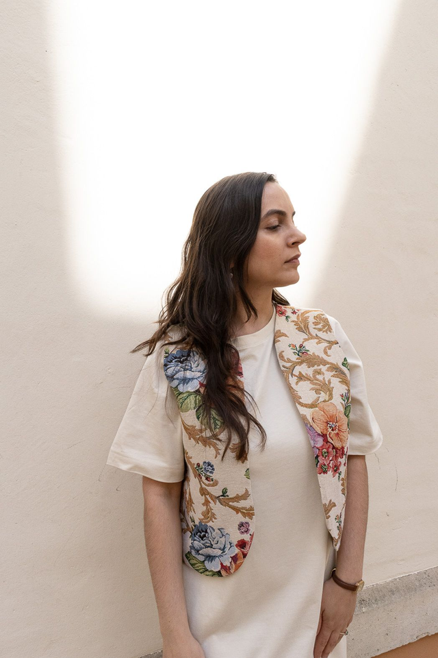 Iris - gilet sans manches (motif fleuri ou léopard)