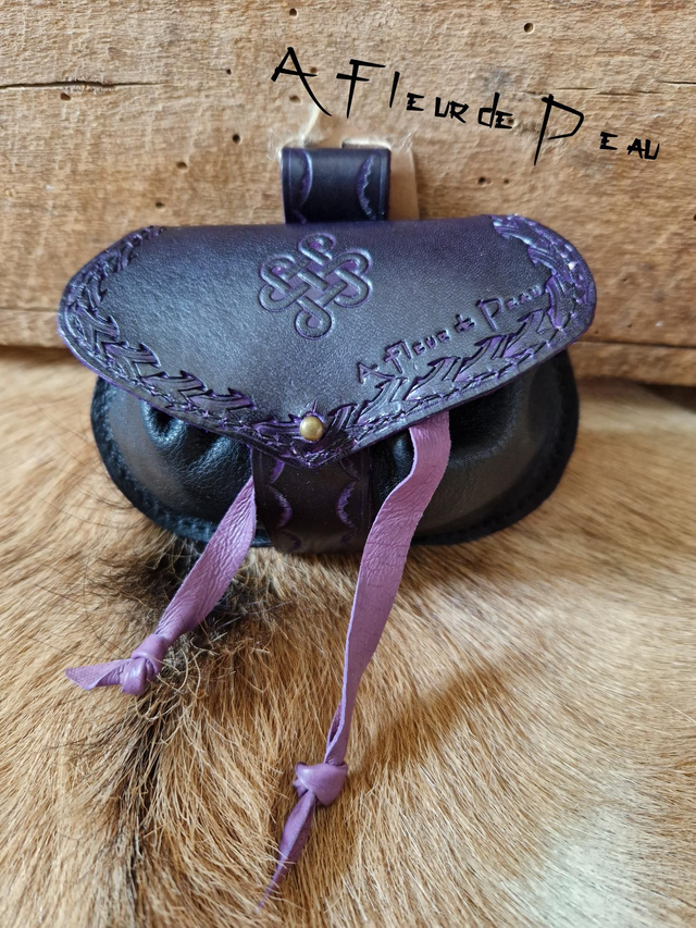 Petite escarcelle médiévale 