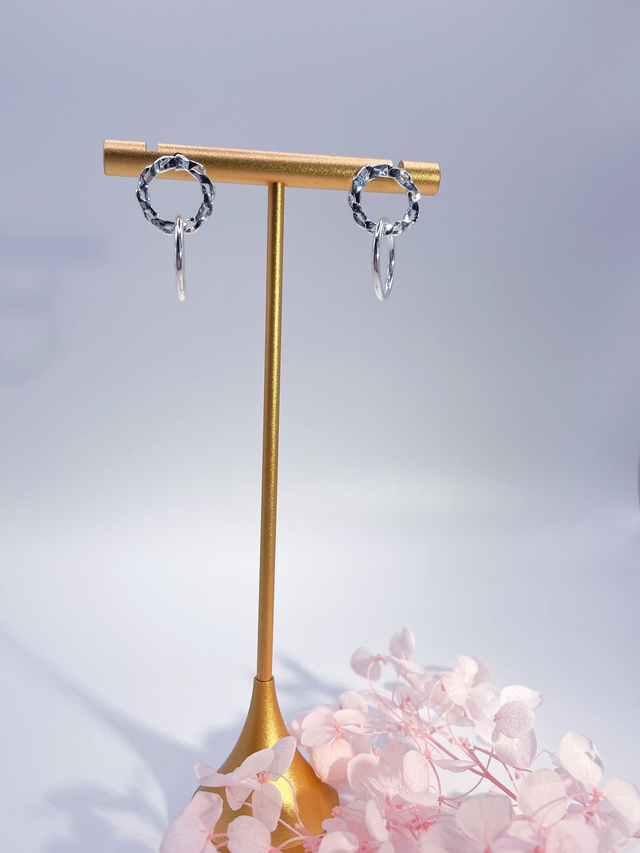 Boucles d'oreilles anneaux marteles et argent