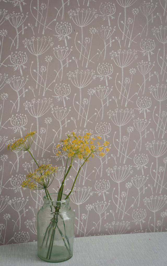 Tussock patterned paint roller