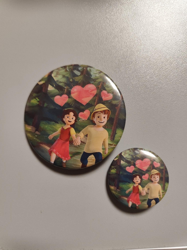 Heidi und Ziegenpeter Button