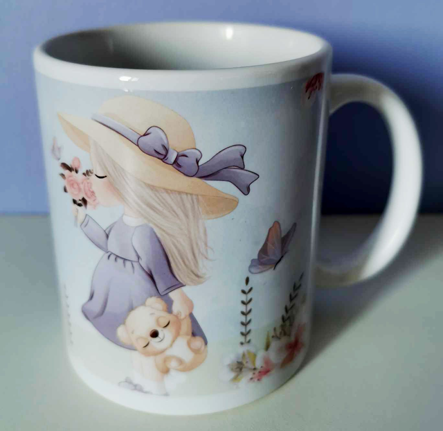 Mug &quot;Petite fille avec son bouquet de fleurs&quot;