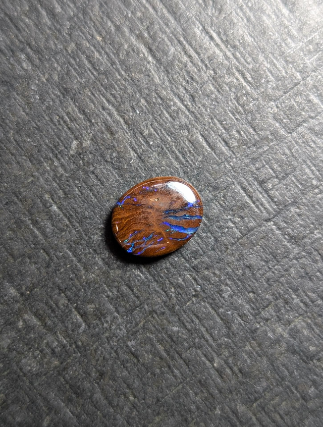 Opale boulder 5,55 carats 