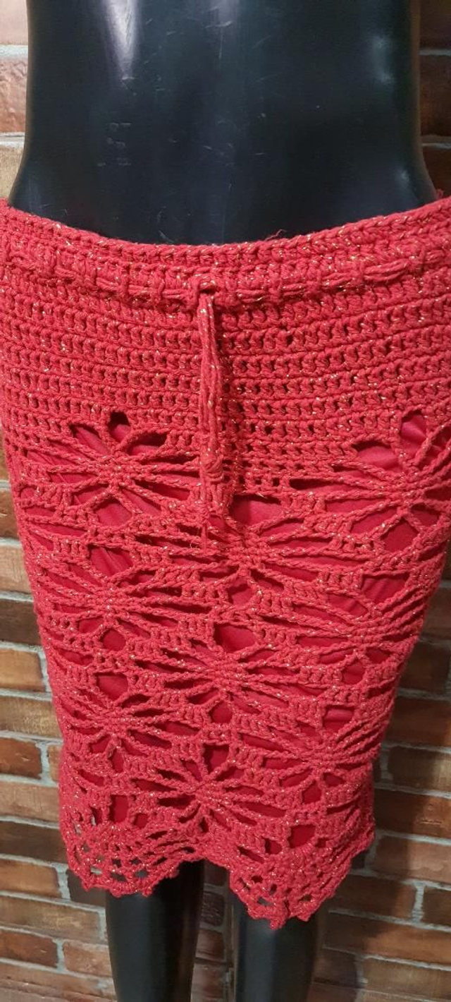 Saia Croche Vermelha Com Brilho T/40