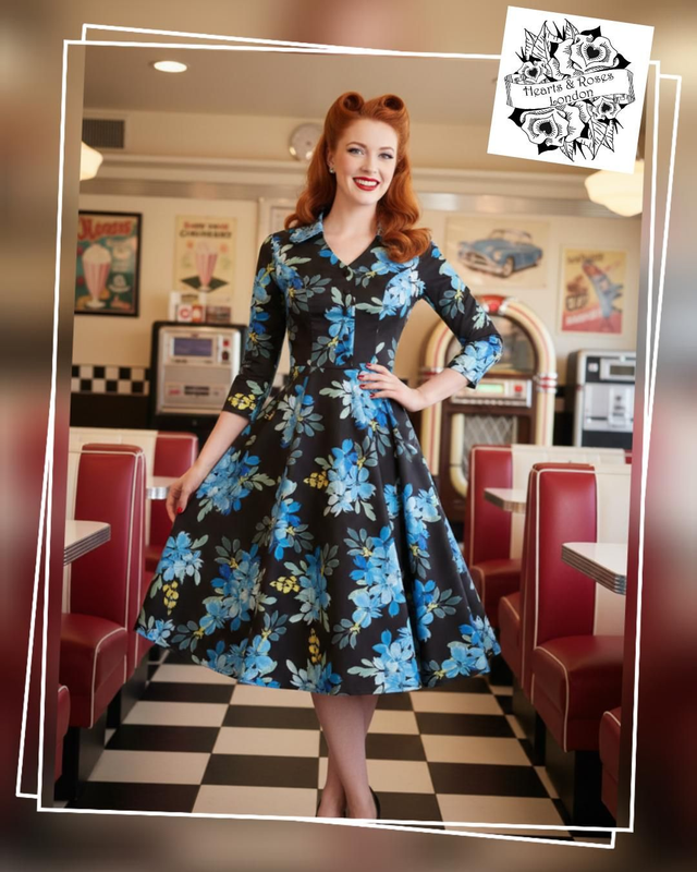 Robe Hearts Roses Bella Floral Swing in Black &amp; Blue T46/48