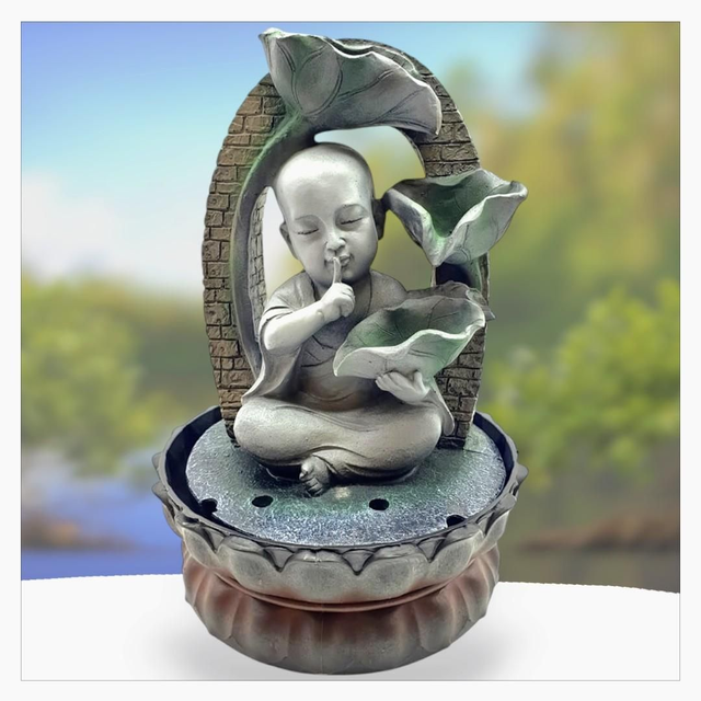 "Moine silencieux" - Fontaine en résine 29 cm