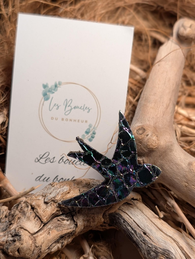 Broche hirondelle holographique 