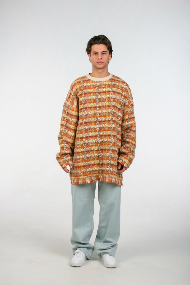 100% Wool intertwined sweater 