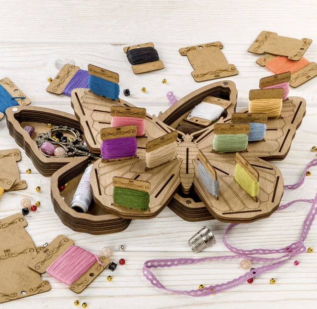 Storage Box for handcraft and 33 bobbins included