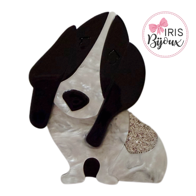 Spilla Basset Hound bianco e nero 