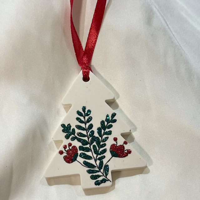 JESMONITE SET OF 4 BAUBLES GREEN GLITTER