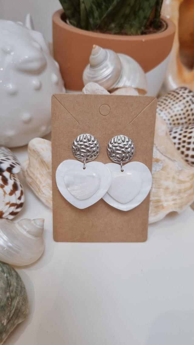 Boucles d'oreilles coeur nacre 