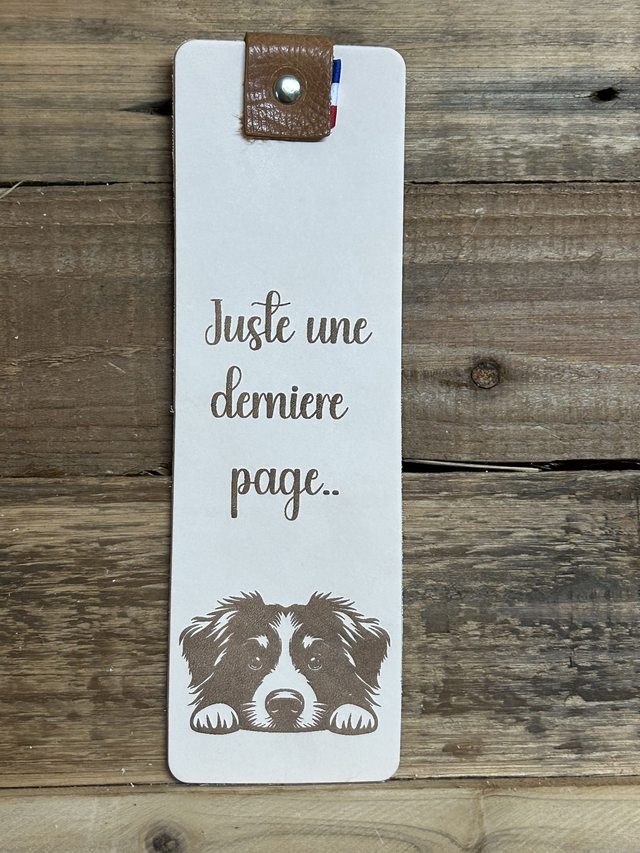 Marque page en cuir "Juste une dernière page"