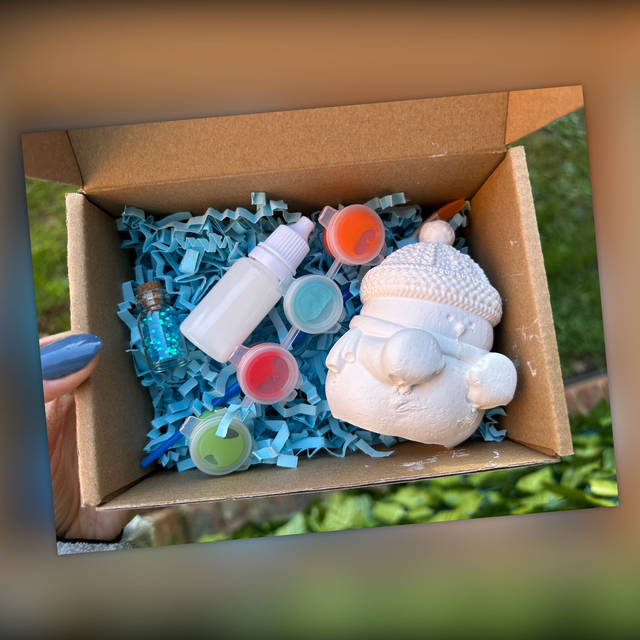 Snowman Painting Kit - Crafts Kit - Birthday Gift - Kids Activity - Winter Wonderland 