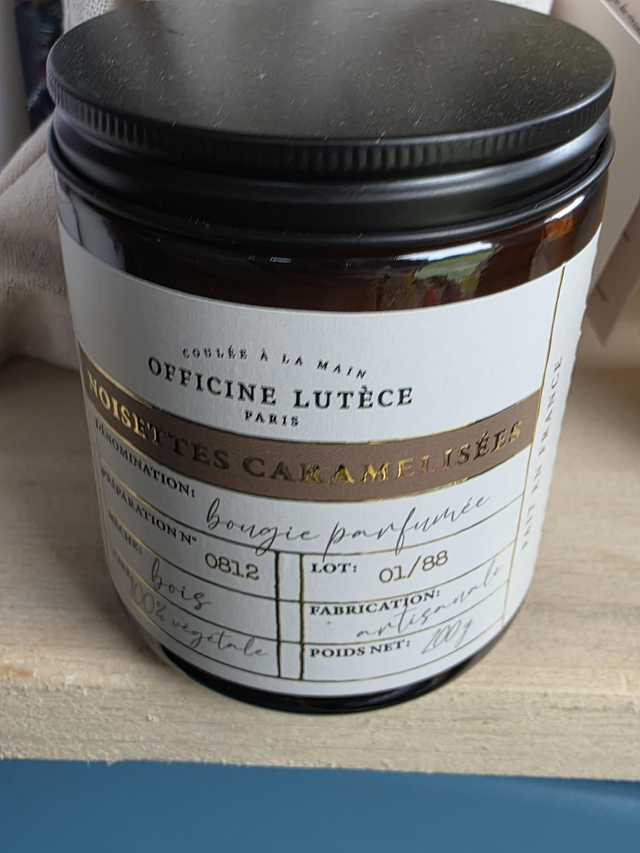 Bougie NOISETTES CARAMÉLISÉES 