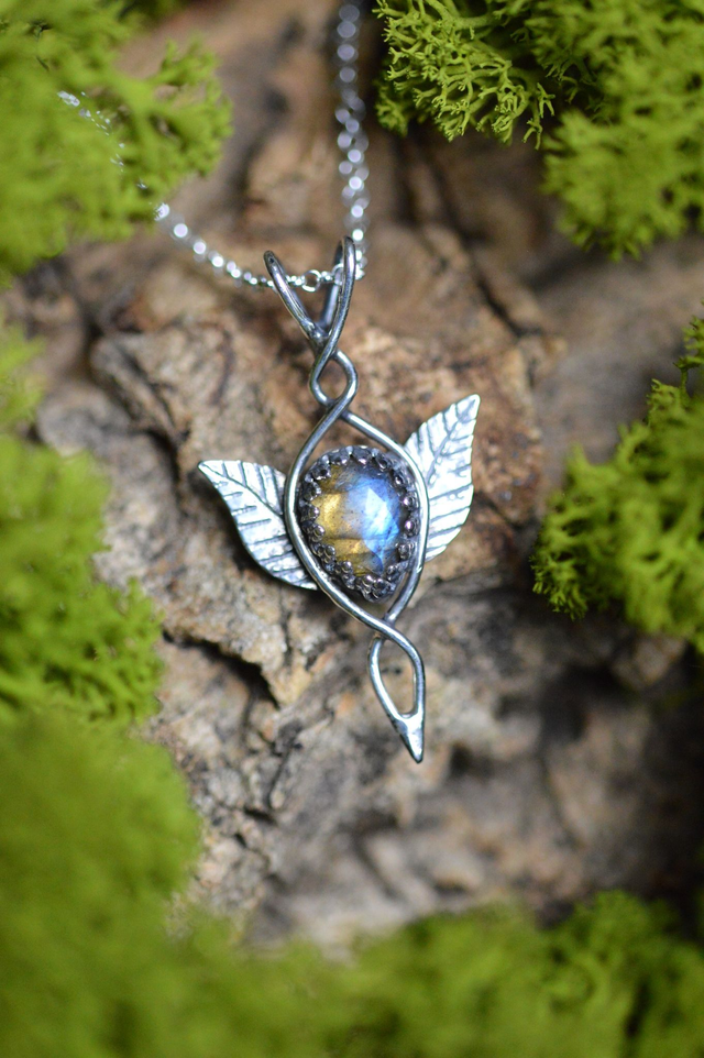 Pendentif Elfique - "Lueur" Labradorite