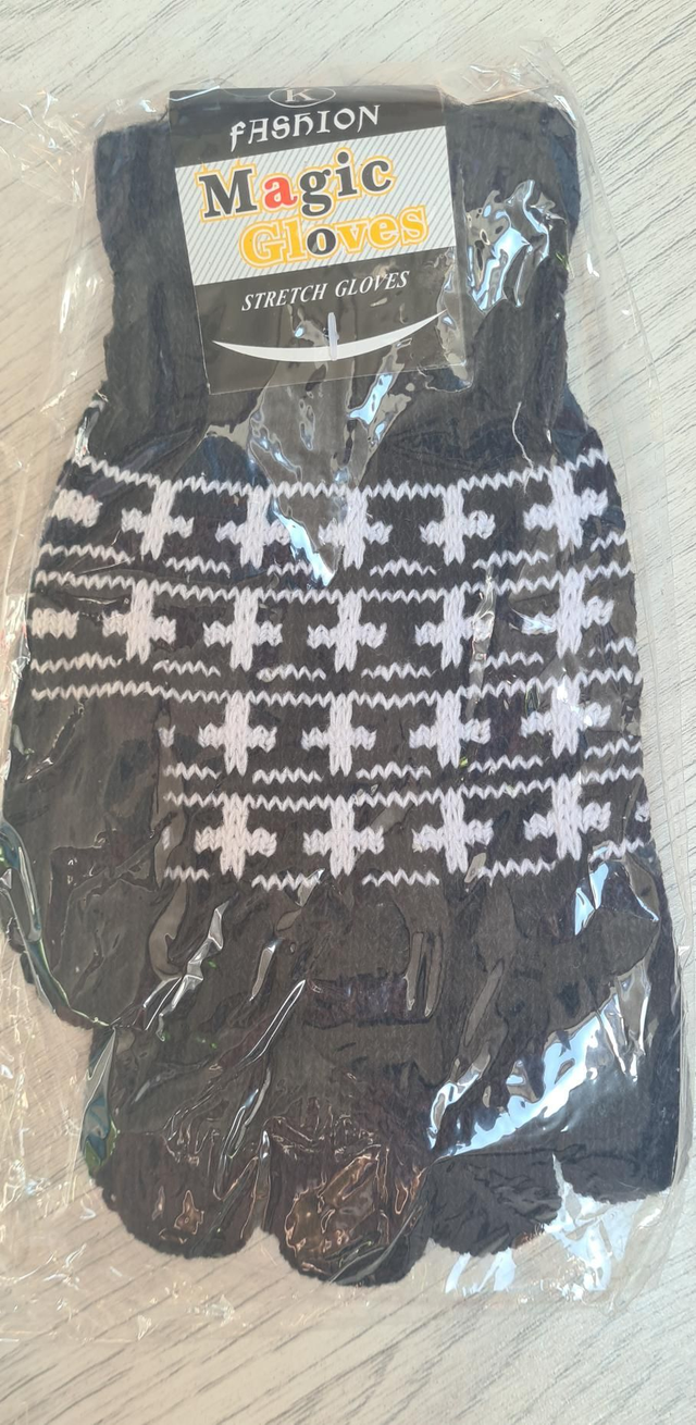 Gloves adult magic black white crosses