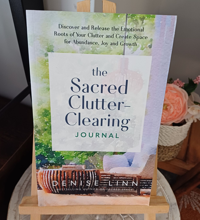 The Sacred Clutter-Clearing Journal by Denise Linn