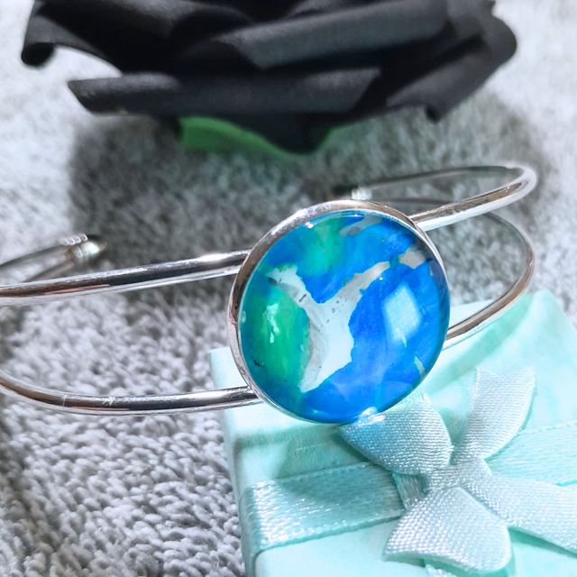 GREEN BLUE CHILL - Bracelet - Jonc argenté