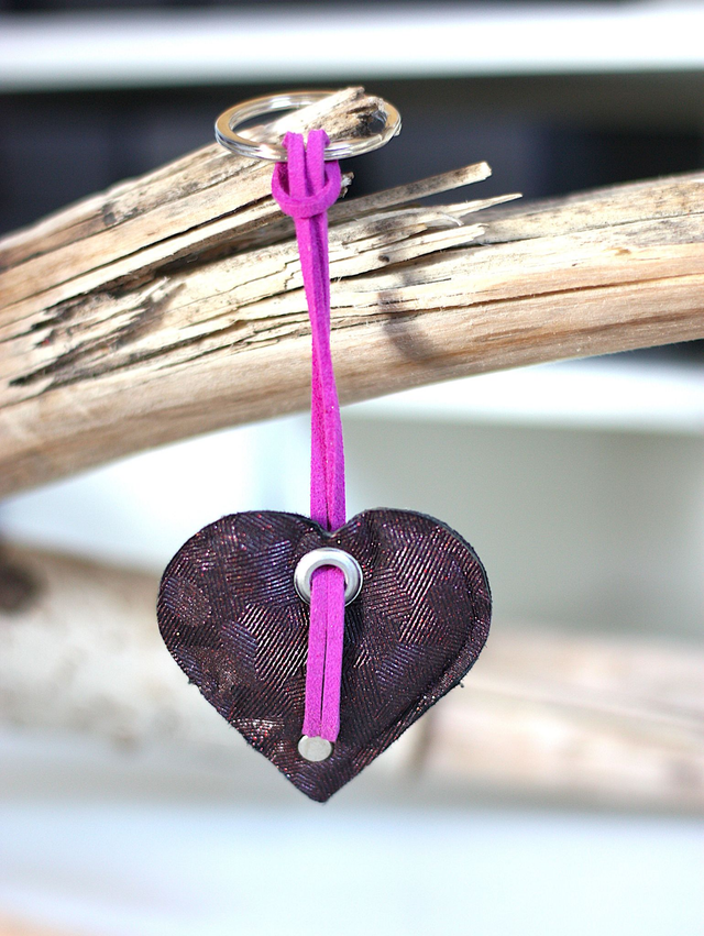 Porte clés Coeur iriséV