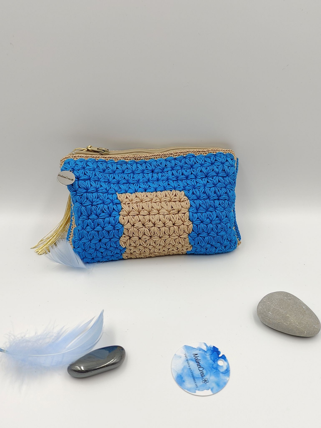 Petit porte-monnaie bleu et beige fait main au crochet, bleu et beige