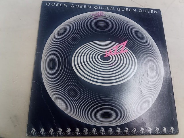 Queen – Jazz