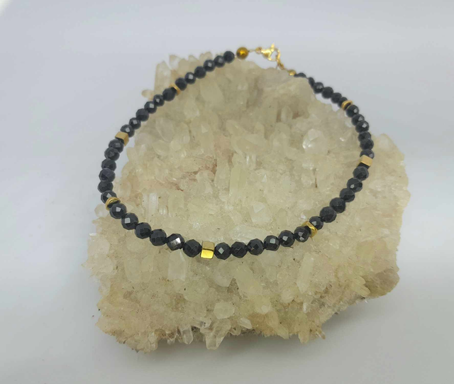 Chaine de cheville spinelle