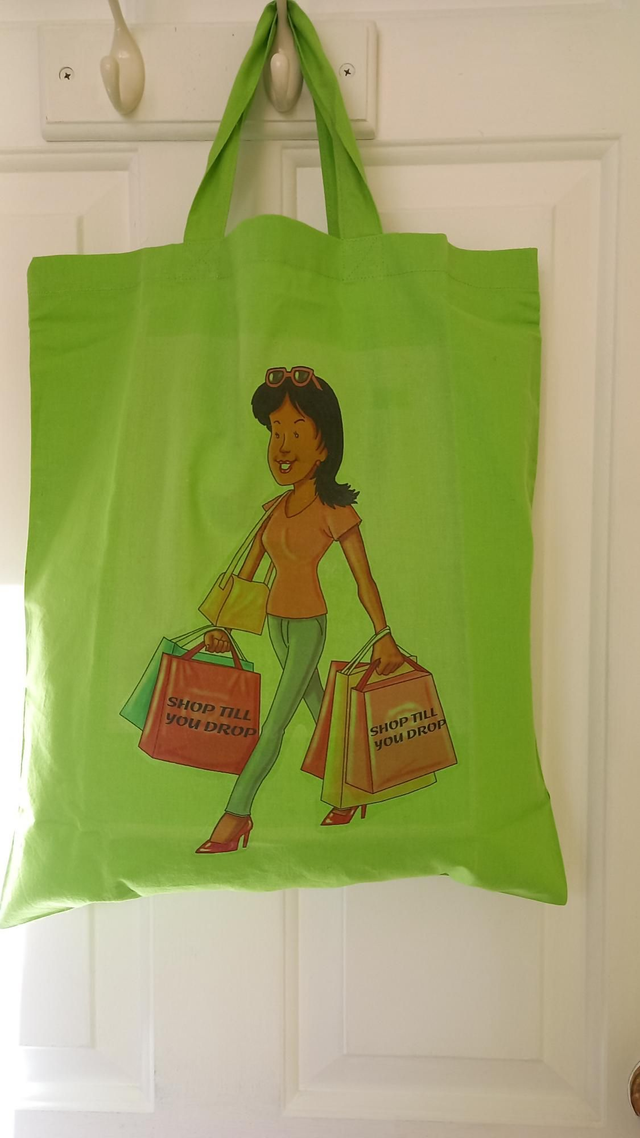 Shop till you drop tote bag 