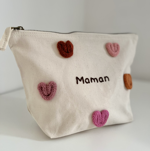 Pochette « maman » en broderie &amp; tricotin 