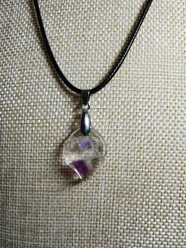 Améthyste &amp; mousse