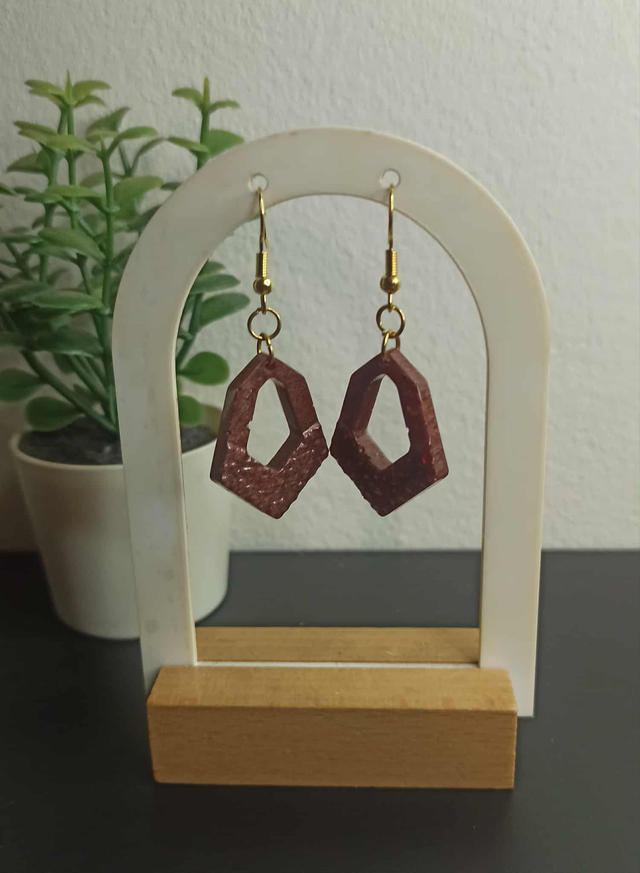 Boucle d&#039;oreille S (A25)