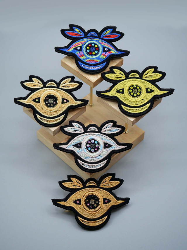 Oeil Volant (Barrette à cheveux) 