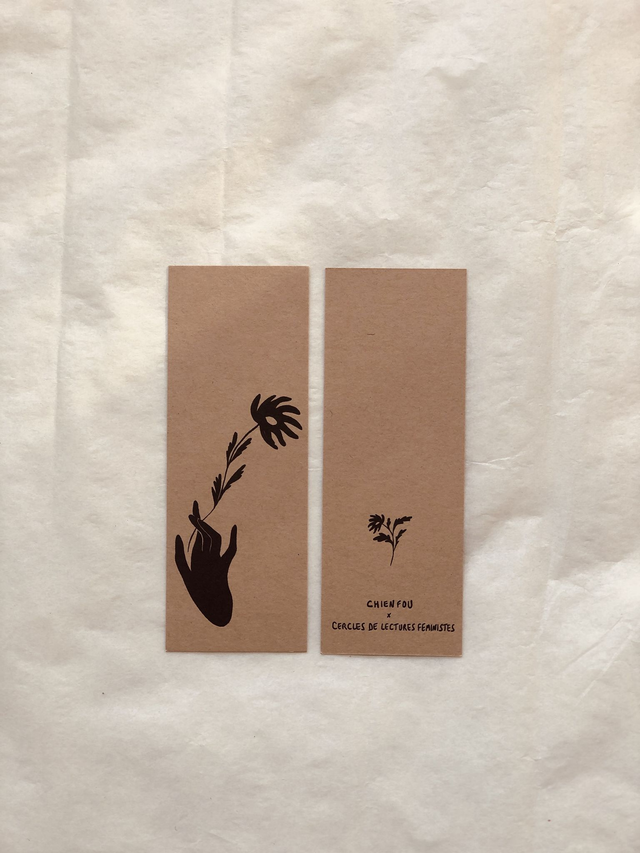 Marque-page “La Main ” – Illustration de Chien Fou – Papeterie féministe made in France – Carte postale fabriqué à Paris