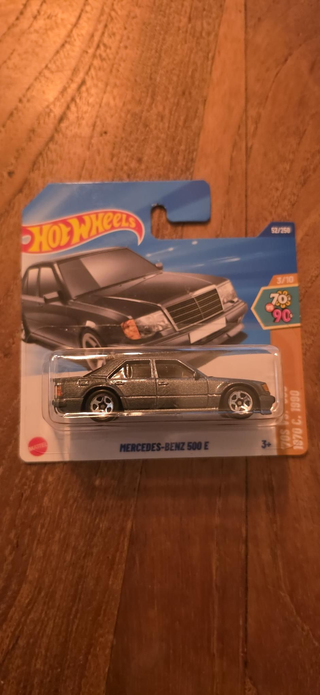 Mercedes-Benz 500e