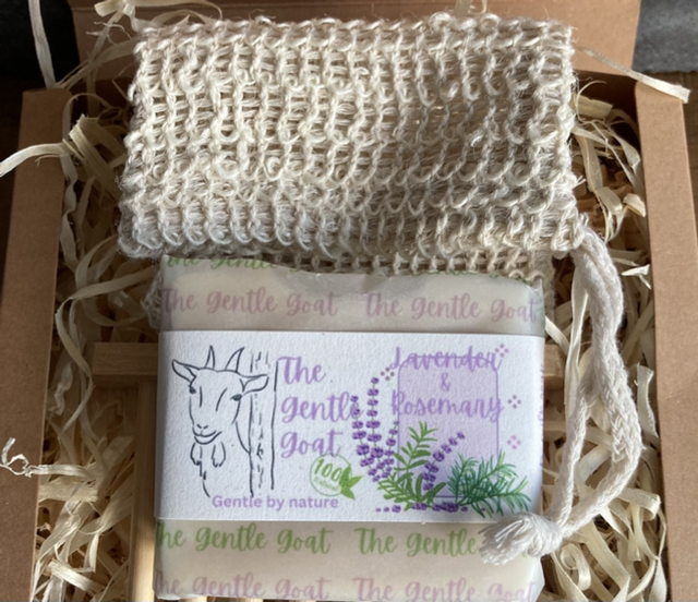 Soap saver bag and soap gift set 