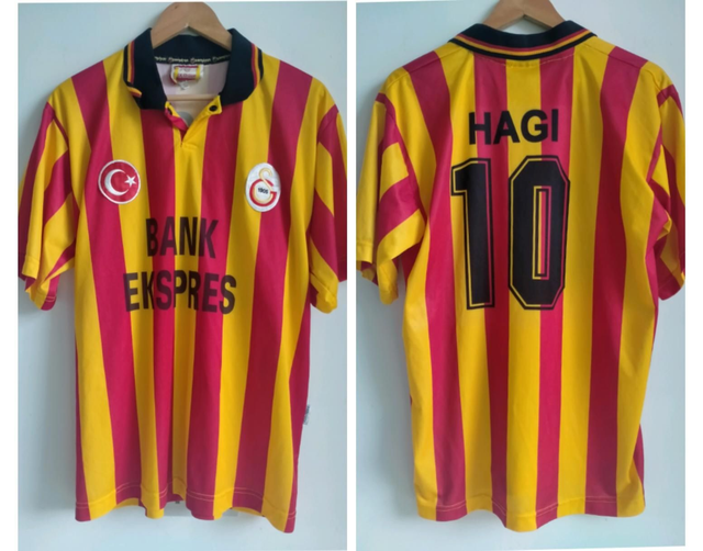 Mens Galatasaray XL Vintage Football Shirt - Hagi 10 Reverse