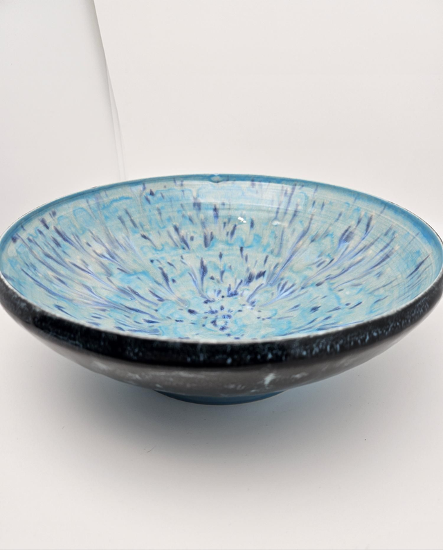 Saladier bleu et noir en grès 