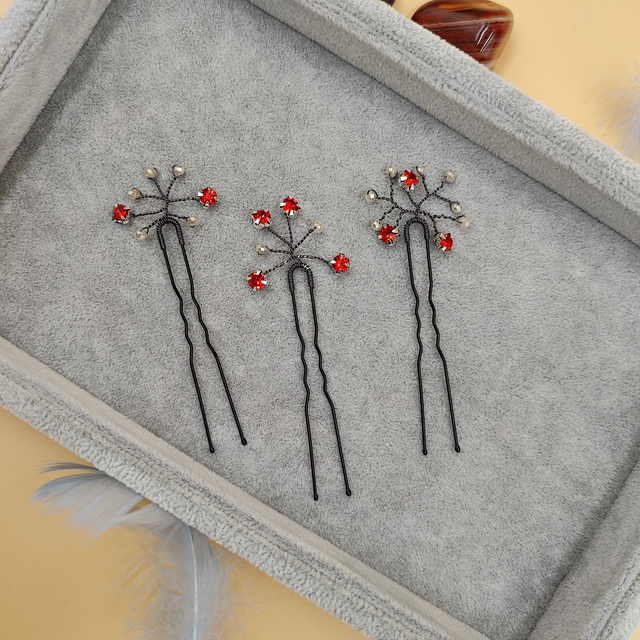 Lot de 3 épingles à cheveux noires avec strass rouges et perles argentées - Accessoires de coiffure élégant pour mariage, soirée ou fêtes