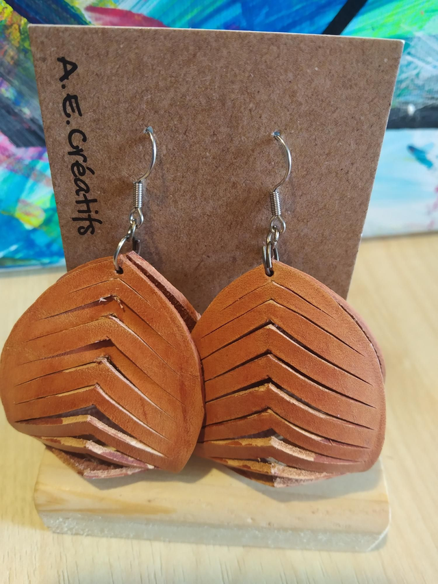 Boucles d&#039;oreilles en cuir 