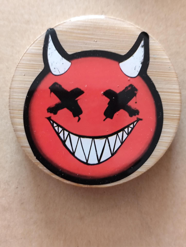 Décapsuleur petit diable magnétique frigo