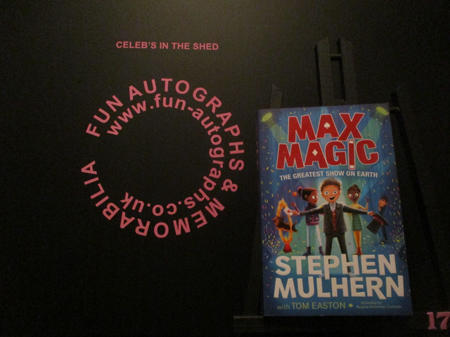 Stephen Mulhern 'Max Magic The Greatest Show On Earth' Authentic Autographed Paperback Book (17)