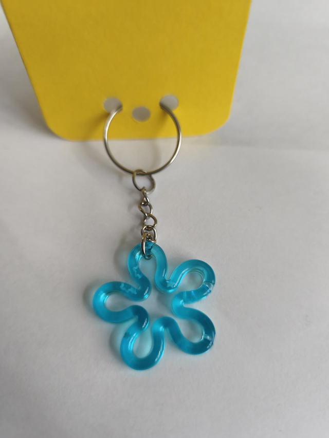 Porte-clé fleur bleu