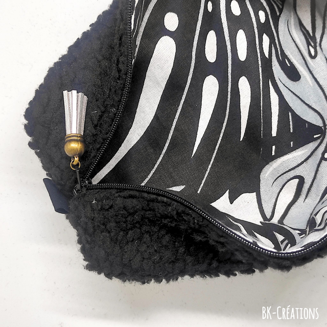  Trousse grand volume - mouton noir MONSTREA