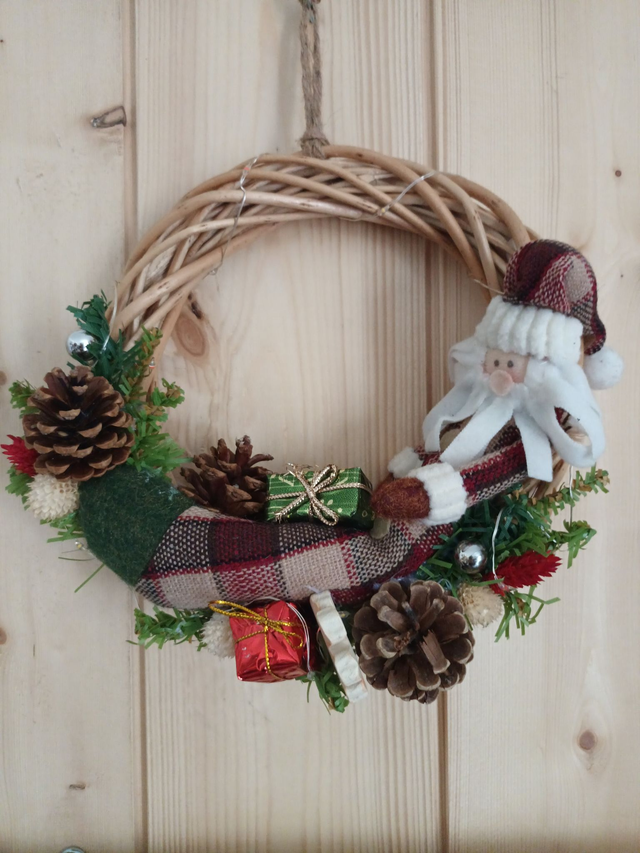 Couronne de noël osier et led