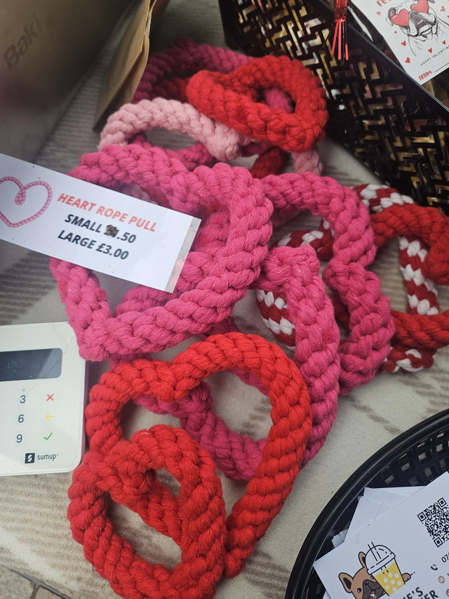 Valentine heart rope toy