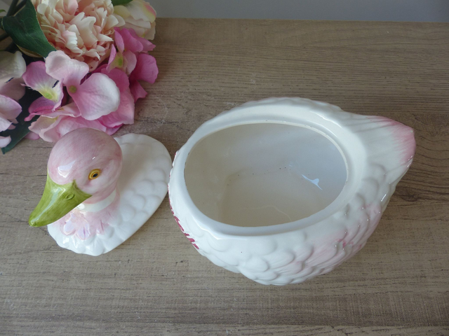 Poubelle de Table Vintage en Barbotine – Canard en Céramique Rose, Blanc et Vert – Vide-Poche ou Boîte Décorative Originale pour Cuisine