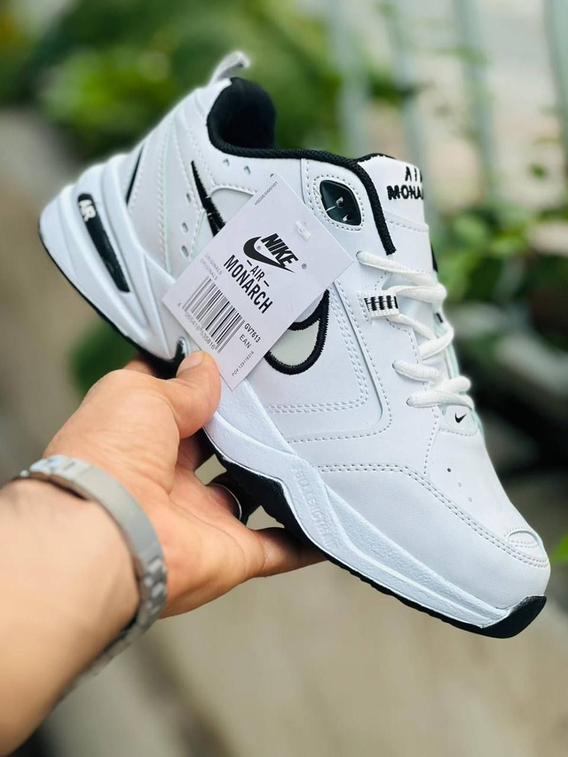 Nike Air Monarch 4