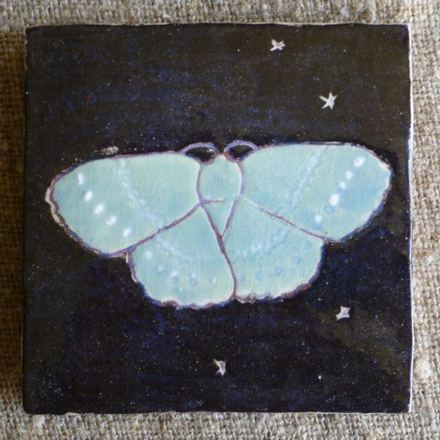 JBY97  Large Emerald Tile by Jane Bisby, 10 x 10cm Red Earthenware