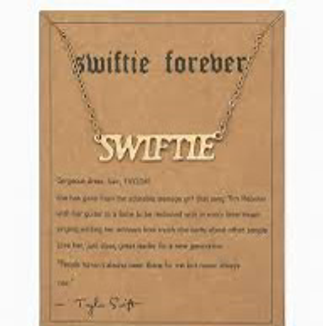 Swiftie Forever Pendants necklace gold colour